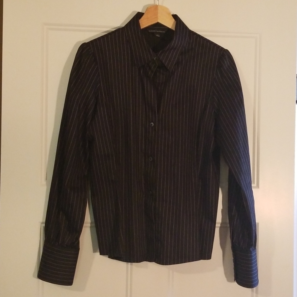 Banana Republic black button down tailored shirt